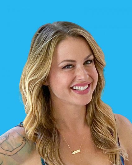 Victoria. She comes across as someone who would be tough, but she’s more emotional than most would think. Made a lot of bad decisions that hurt her in the game. (17/17)