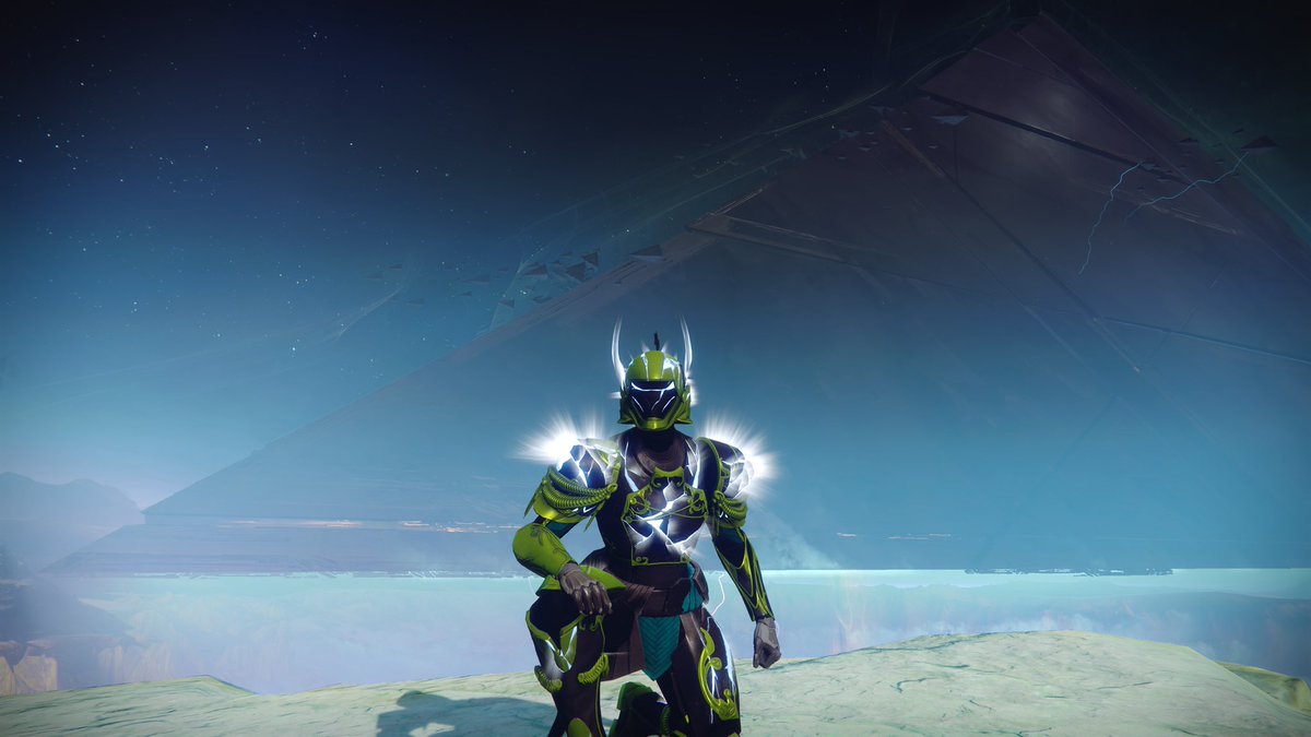 KinkyFun81's tweet photo. @Bungie  Grind Complete. Glowed up. Beware the Light!  #SolsticeFashionShow 🤞🏻❤️ https://t.co/3Ip0OXsEaC