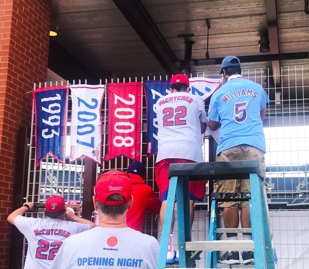 Flwchld_cl's tweet photo. @kmb1975  @PhandemicThe  awesome game! Go #Phillies https://t.co/oBzC7z7oyj