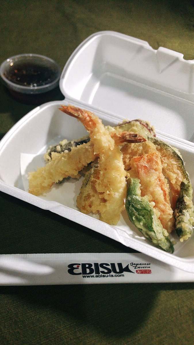 ebisu_la's tweet photo. #assortedsashimi
#hiyashichuka
#coldudon
#assortedtempura
・
・
・
#ebisujapanesetavern #littletokyo #losangeles #japaneserestaurant #japanesefood #foodie #foodporn #eeeeeatla #takeout #delivery #instafood https://t.co/KvtCLAMJyT