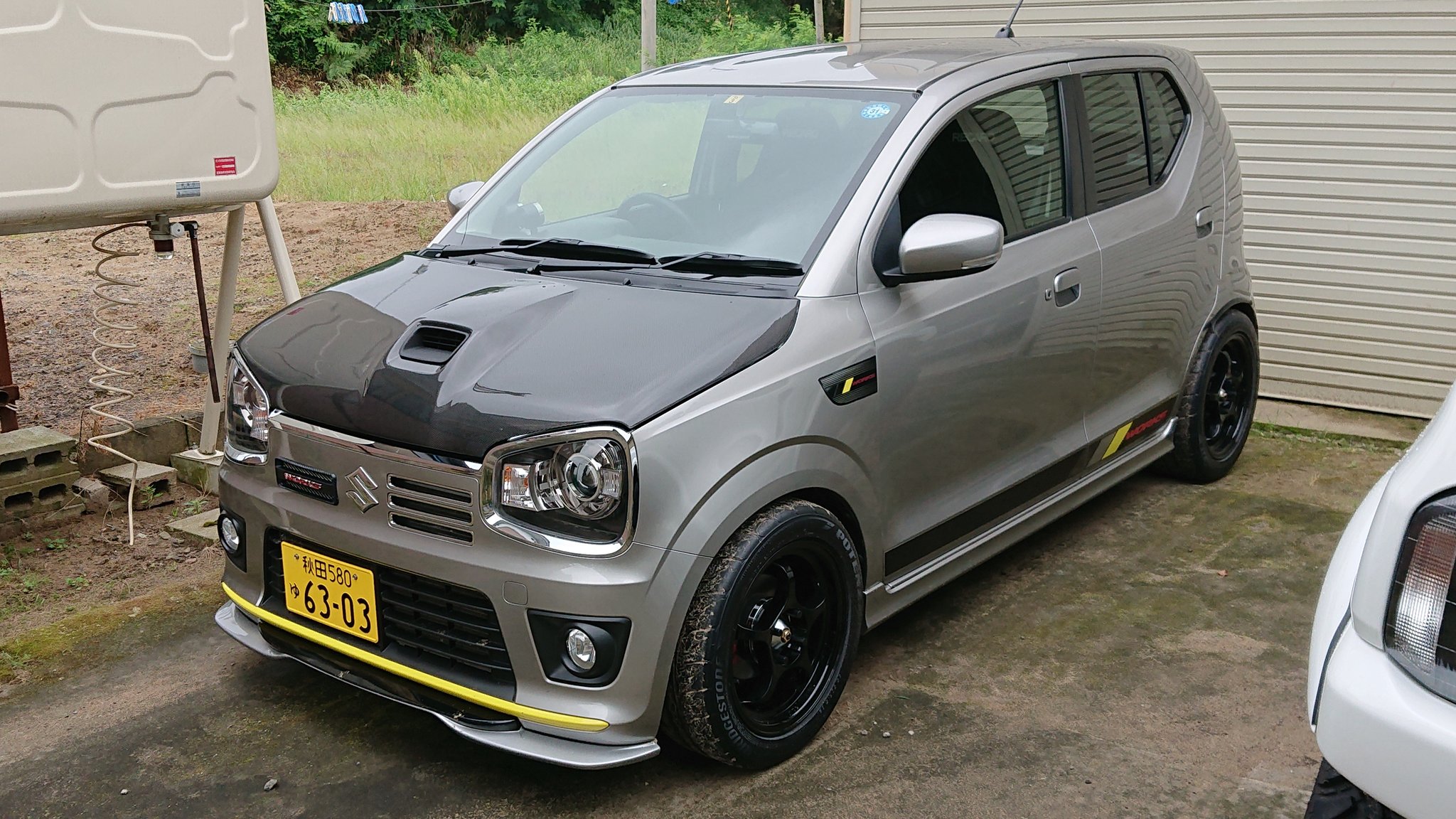 みうら ぼくの195 50r15計画は頓挫しました タイヤ大きくてイカつくてかっこいいのですが 出過ぎ 画像の車高 でもリア干渉しまくって 当たらないとこまで上げたら純正車高になりました 正直かっこ良くないです ということで195 50r15のポテンザre