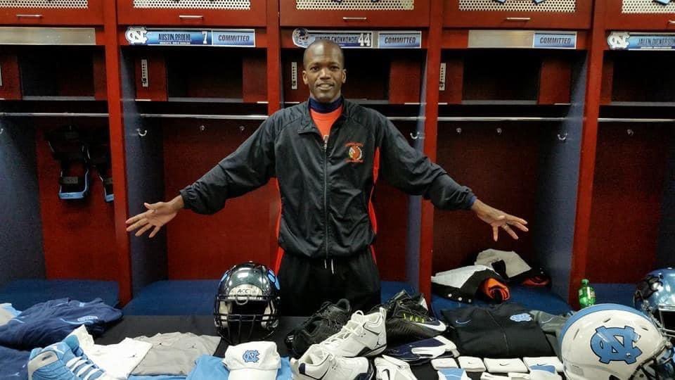 Pride_Patriots's tweet photo. RIP coach Hill🙏🏾🙏🏾🙏🏾 man 😩. One of the very first people to congratulate me on my new coaching Job and a mentor throughout college. Lord be with his family 🕊🕊🕊 https://t.co/w5hfDd8wTt