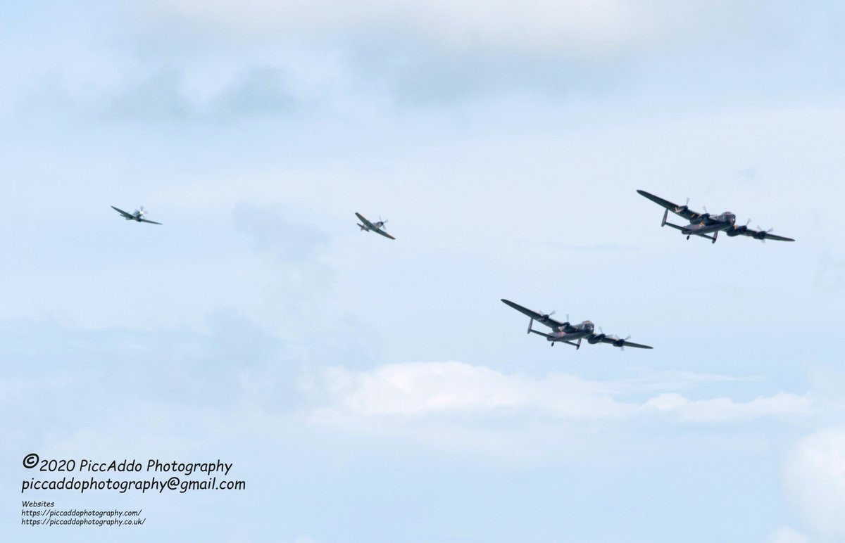 Dxhawk's tweet photo. #Piccaddo Looking back at Airbourne 2014 Eastbourne #Eastbourne #Airshow #airdisplay #Sussex #RedArrows #Spitfire #Lancaster #Lancastertour #flying #photography #RAF #England https://t.co/m6bFEiHhLL