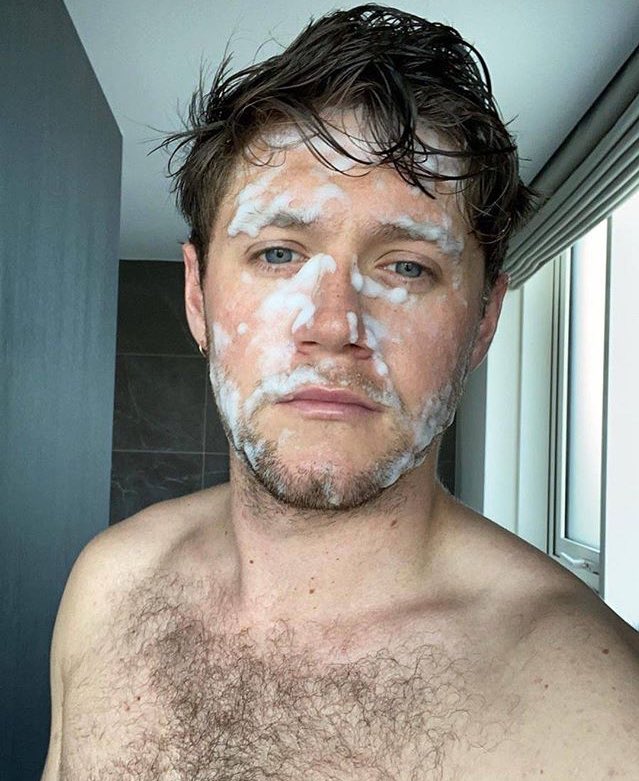 ixxconic's tweet photo. I just discovered this photo of 1D Niall on Instagram and i- https://t.co/TZM025d0qw