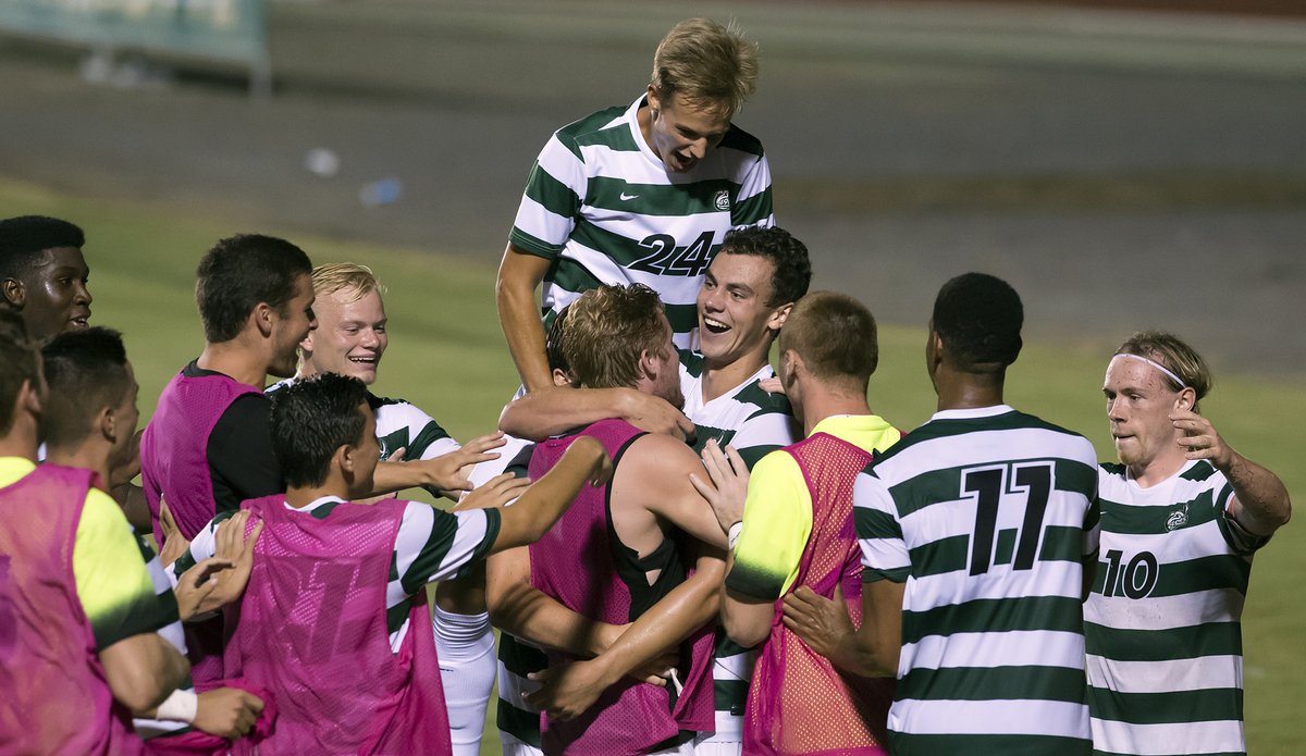 CharlotteMSoc's tweet photo. 49ers ranked among the NCAA's best programs over the last 5️⃣ years by @TheSoccerWire 

The last 5️⃣ years...
➡️ 57 wins 
➡️ 4 NCAA Tournament trips
➡️ 6 MLS Draft picks
➡️ 25 All-C-USA selections
➡️ 9 C-USA All-Freshman team selections

#GoldStandard

🔗 - https://t.co/CuUjTKdPes https://t.co/m5PU8NCVbZ