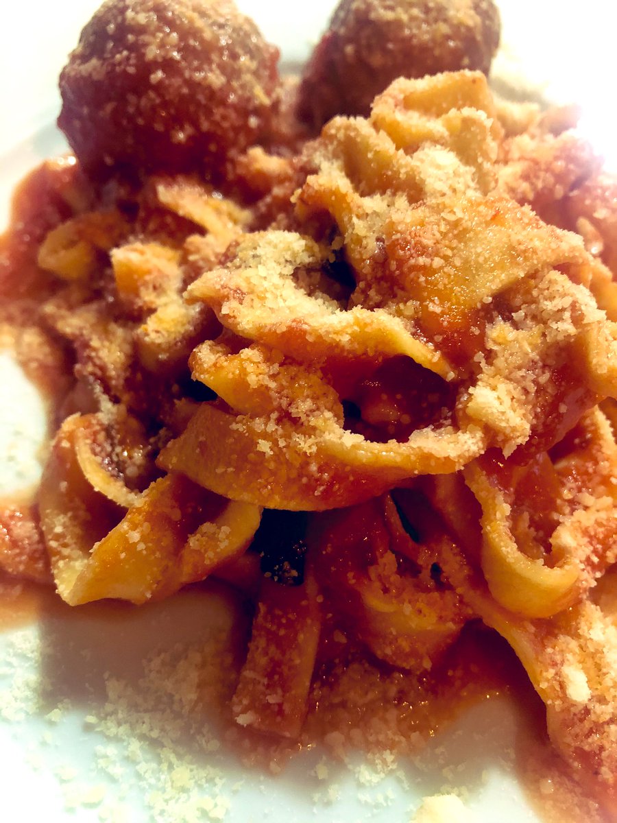 Thanks for the inspiration <a href="/BingingWBabish/">Binging With Babish</a>. Your pasta recipe was 👌🏼