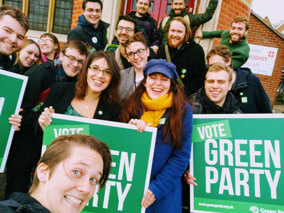 Joined by  @Amelia_Womack and  @natalieben, we brought dozens of Young Greens across the water for Big Weekends of Campaigning in the Isle of Wight! We were there to support the ever incredible  @VixL in her campaign to steal a seat from the Tories! 