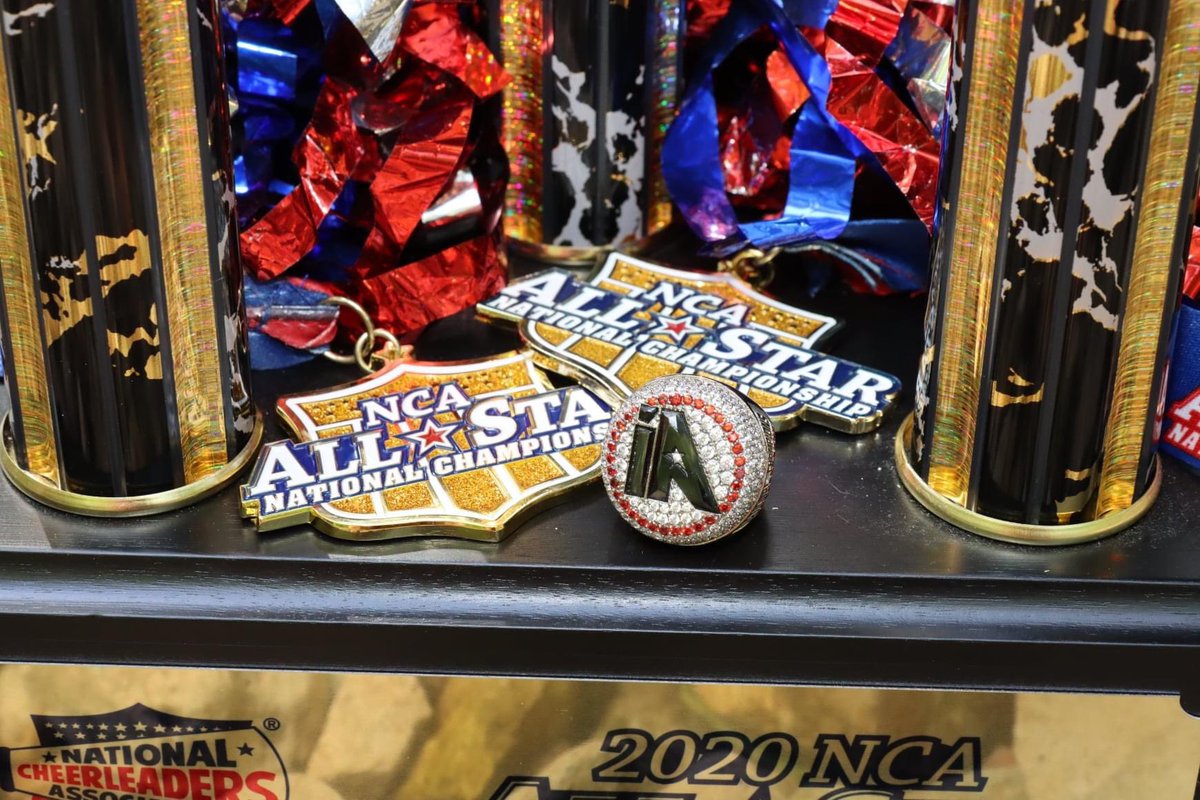 mugglenurse's tweet photo. The ring adds the perfect touch  #iaCobalt #iaSteel #ncachamps2020
#readytodoitagainin2021
@iNFiNiTi_CDT @SR_ChampRings https://t.co/5qBrxsbGvl