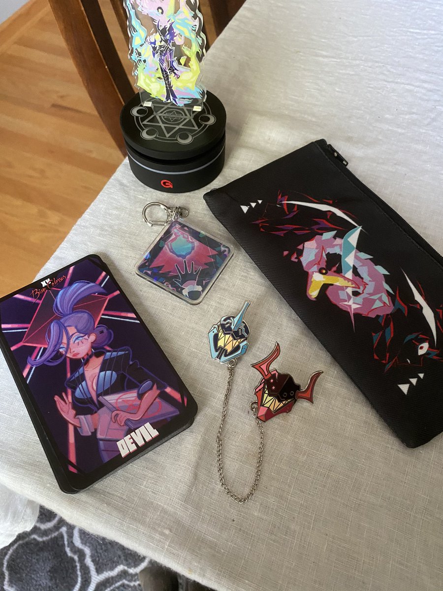 zubatzo's tweet photo. I got to draw Biar a while back for @WildRoseZines PROMAROT project and finally got the package today! It was super fun working with them, and they have a bunch of goodies from previous zines on their site https://t.co/g2KVLRsExA! 💖✨ #Promare #Tarot https://t.co/3jvRfQZTzO