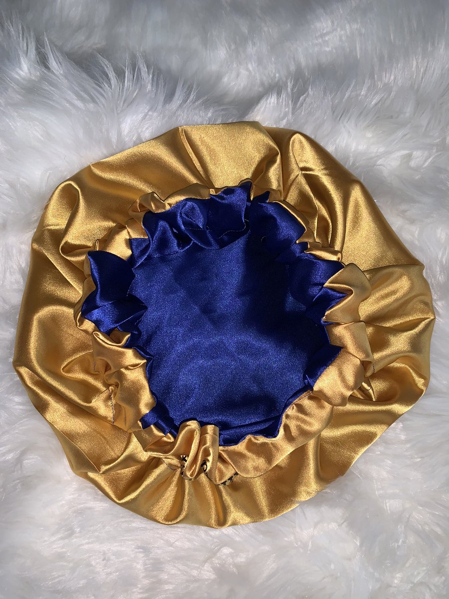 KekeeKillaaa's tweet photo. ๐๐ Royalty ๐๐
What colors are you looking forward to seeing ?
Stick with us , Killaa Kustoms is on the way ๐ AND ITS REVERSIBLE ๐
๐ฝ
#SatinBonnet #SatinBonnets #CustomBonnets #CustomSatinBonnets #satinsilk #satinsilkbonnets #SatinSilkBonnet #KillaaKustoms https://t.co/tJaBowQzgs