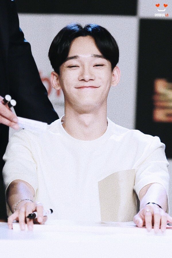 - Jongdae happy :] ♡