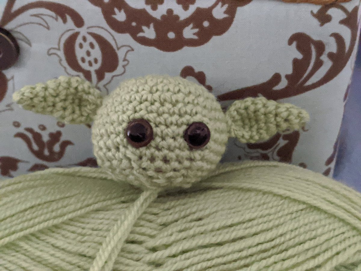 Today's "stuck in bed" progress
The pattern is called cute baby alien 😂🤣
#thisIstheWay