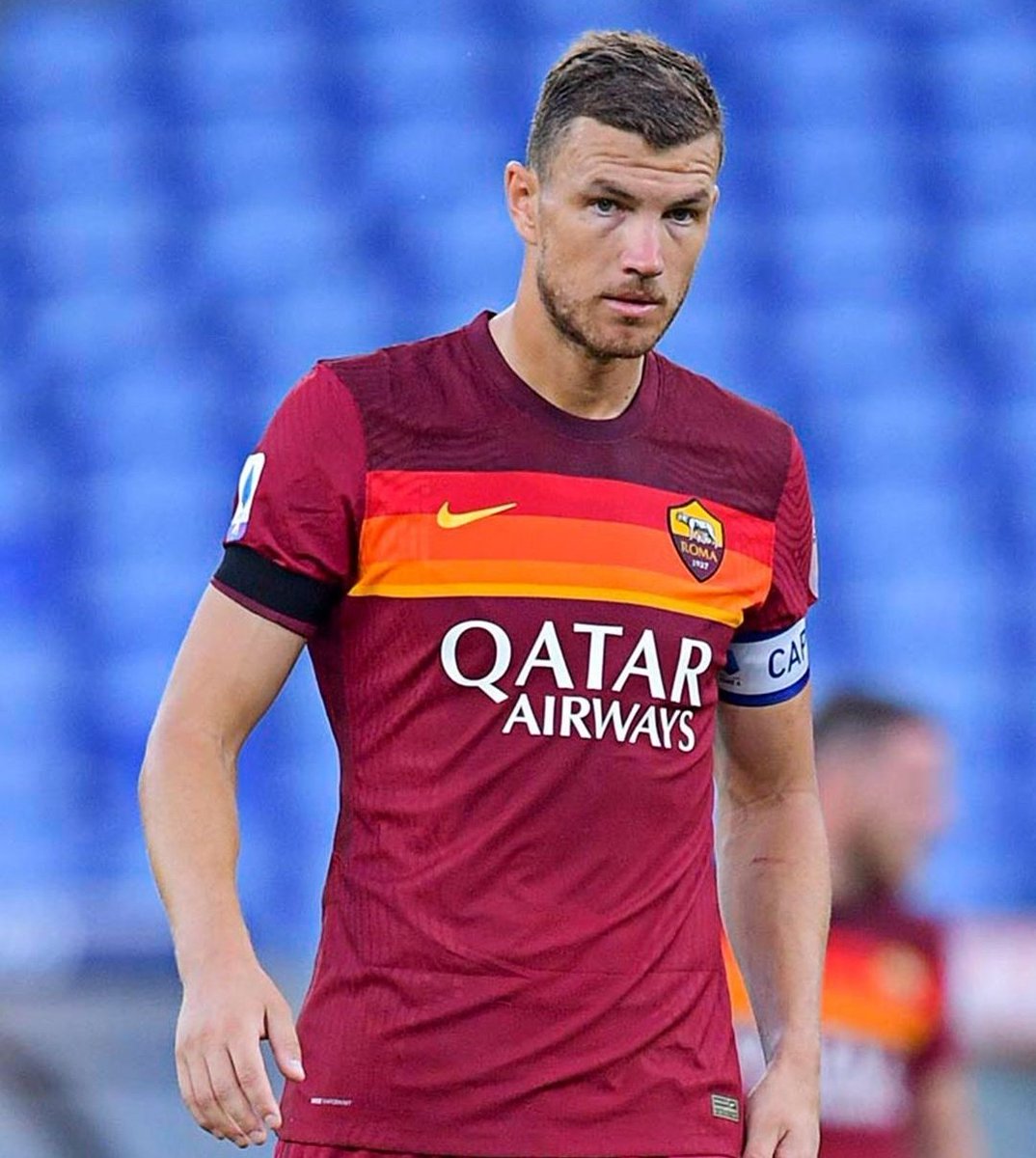 La ultima titular de la temporada 2020/2021 esta inspirada en la usada en las temporadas 1978/1980.En la camiseta destaca un franja en varios tonos de naranja que atraviesa el pecho.