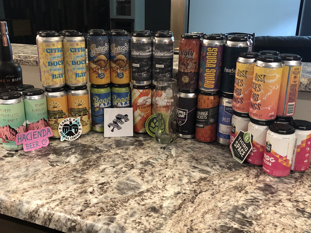 Beer Run.  Thanks to #WIIPAFest <a href="/thirdspacebrews/">Third Space Brewing</a>.  Hit up a few other breweries on the way.  <a href="/haciendanorthav/">Hacienda North Ave</a> <a href="/BrokenBatBrew/">Broken Bat Brewing Co.</a> <a href="/EagleParkBeer/">Eagle Park Brewing</a> <a href="/VenntureBrewCo/">VenntureBrewCo</a>