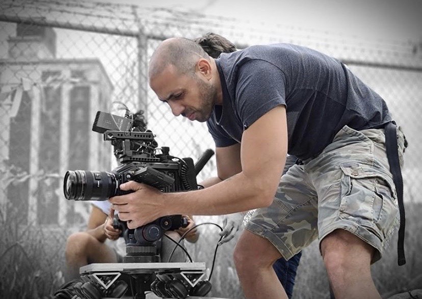 TOFilmSchool's tweet photo. “I've always had an eye for beautiful moments and have a need to translate what I see in my mind, to what you see on your screen.” 

Via #filmproduction student Saf Al-Azzawi🎬 🎥 

#TorontoFilmSchool2020 #TFSForward #TFSFilmProduction https://t.co/lLz68dY379