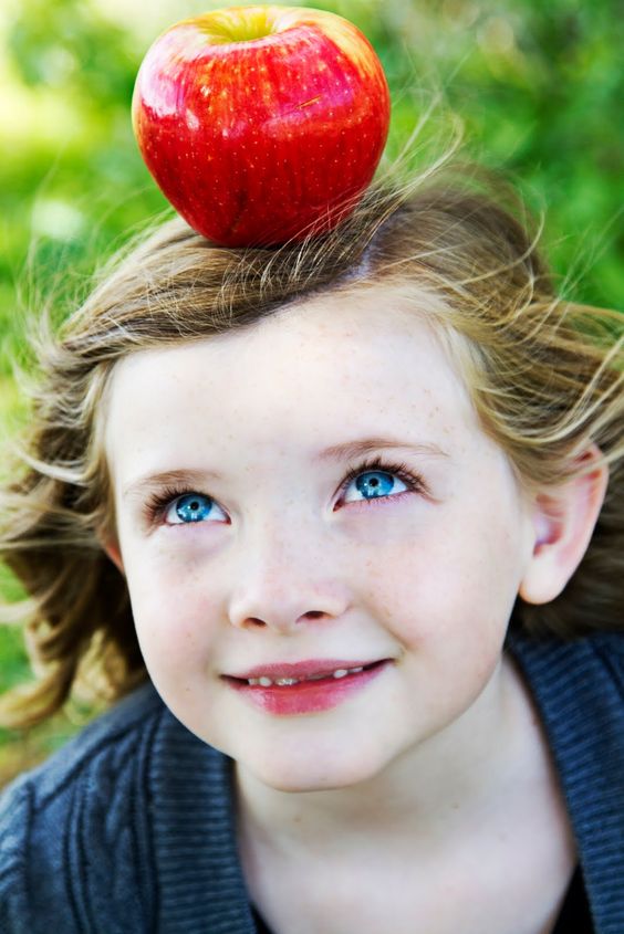 2-So, it is a little difficult for anyone, to isolate and talk separately about each one.But still we shall try.In the next few days, we shall talk about the different GemStones for different  #Grahas. (2/20) #mysticalastrology