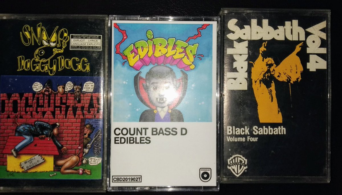 cosmicdigs's tweet photo. @THE_Mr_TBT @RealFreshRadio @bill_mr_tbt @BILLDANZEMOP @HipHopGoldenAge @BKthegreatone @N8Mozaik @uhhmuseum @HipHopHoF @hiphopgods The same three cassettes I've been rocking on my home system.

@SnoopDogg - #doggystyle
@CountBassD - #edibles
@BlackSabbath - #volumefour

#yeahirockcassettes https://t.co/fvDmMbFY3I