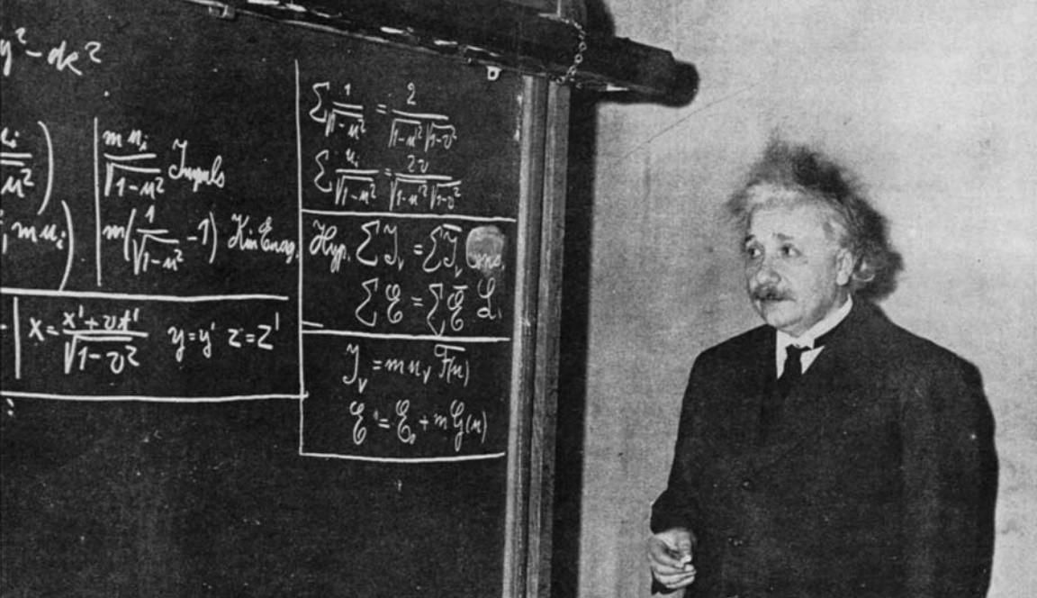 ...travel many times before, but probably not in the way you may think. Before I can explain more, I have to talk more about Albert Einstein and his two theories of general relativity, since they have the biggest effect on how we currently and will understand time travel. (5/20)