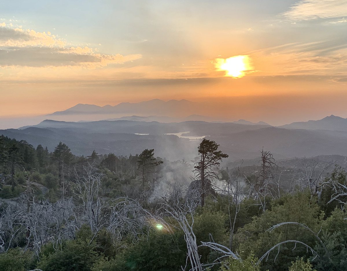 SanBernardinoNF's tweet image. The #SpringLane lightning fire that started this afternoon near Green Valley Lake off Forest Service road 2N13 is about a quarter acre in size. 

Ground crews are making great progress and working to fell hazard trees.

There is no structure threat.