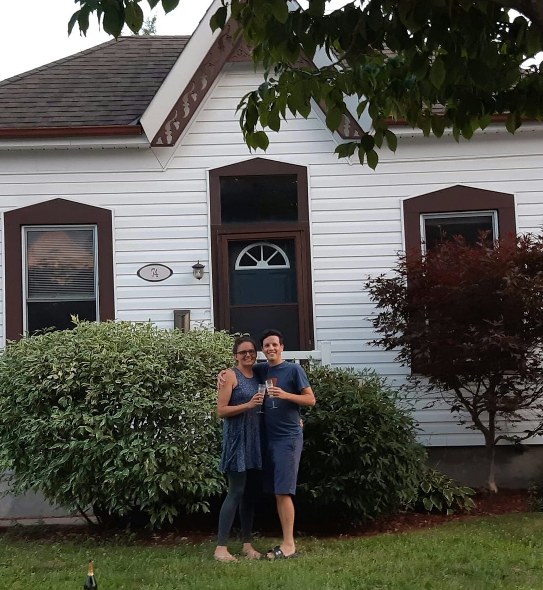 AllisonDawnGray's tweet photo. Pop the bubbly and give me cake I'm a doctor & first time home owner.
#DissertationDone
#PhDLife #StudentNoMore
#Adulting #HeritageHome
#PostDocNext https://t.co/aichp80JY1