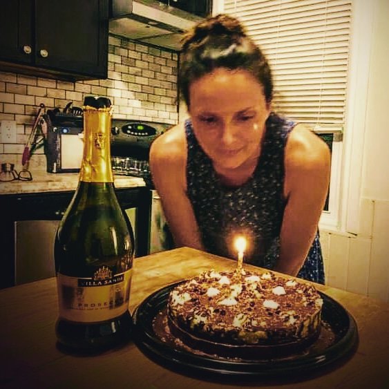 AllisonDawnGray's tweet photo. Pop the bubbly and give me cake I'm a doctor & first time home owner.
#DissertationDone
#PhDLife #StudentNoMore
#Adulting #HeritageHome
#PostDocNext https://t.co/aichp80JY1