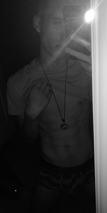 I like turtles 🥺🐢.... But I love 🍆🍑🥵!!! https://t.co/LGwZkJQBq3