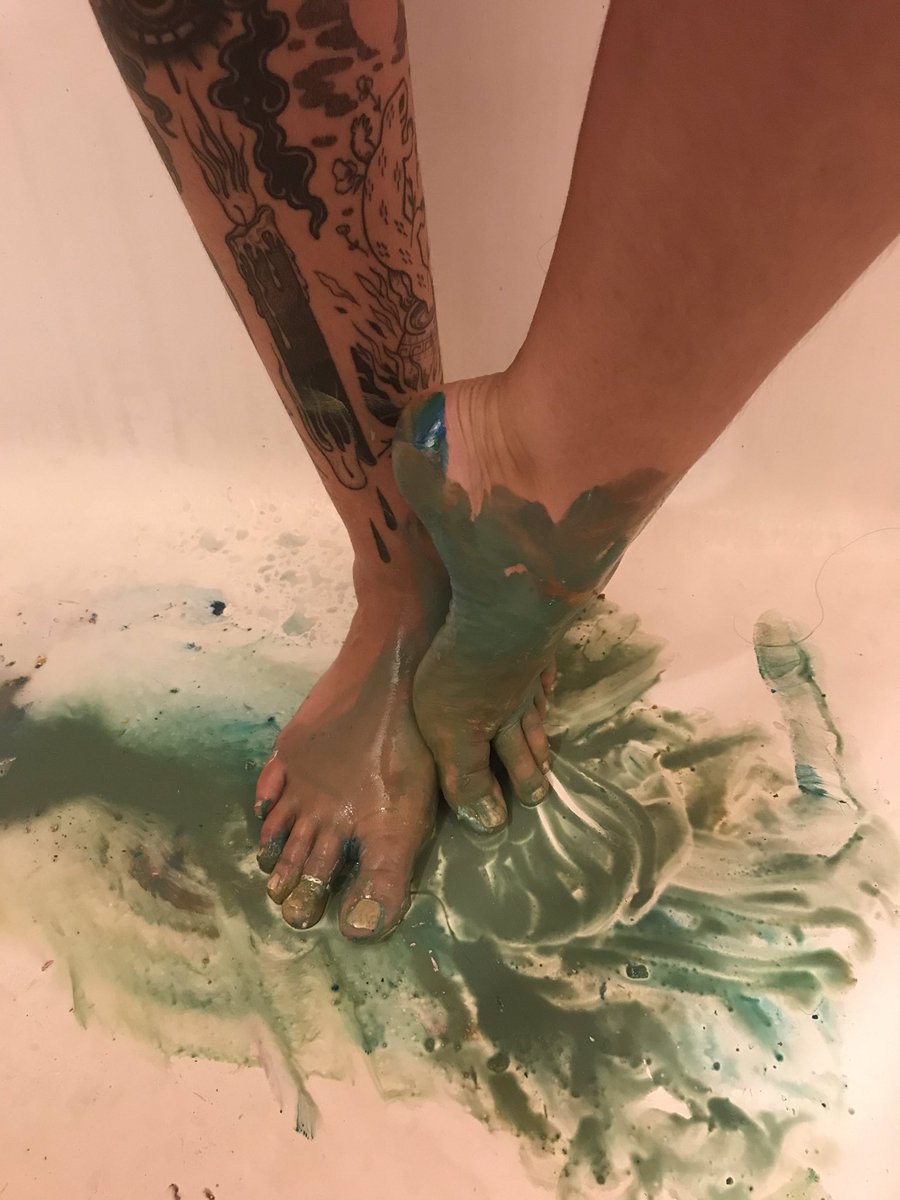 ToesTipped's tweet photo. Got messy and had some fun. #dirtyfeet #footporn #toes #toehoe #worshipme #gotmessy https://t.co/KYjuWcbASr