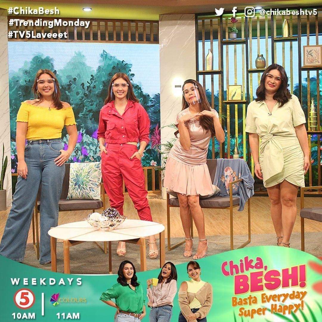 pamilyaAtayde's tweet photo. Tutok na at malapit na natin sila mapanood.
#TrendingMonday
#ChikaBesh
#TV5Laveeet
#RiaAtayde
@RiaAtayde
@sylviasanchez_a
@TV5manila https://t.co/m6QeGxadyB