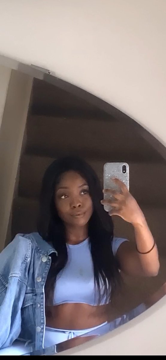 kelseekirktalks's tweet photo. Pictures from video 🥰 https://t.co/jOLnP1mCN9