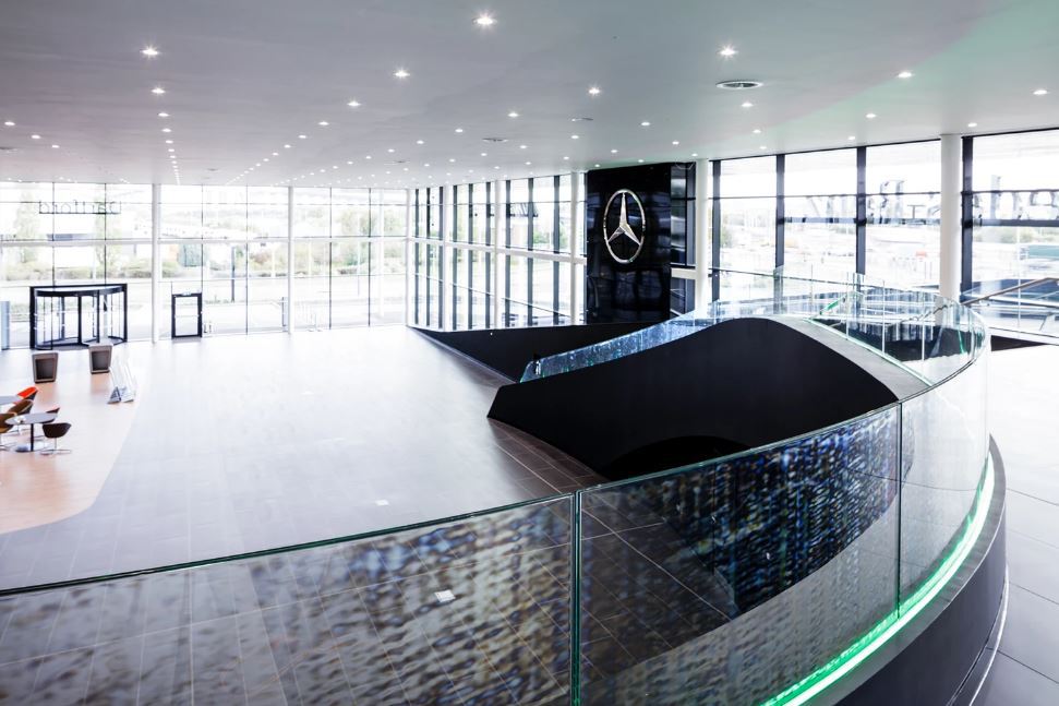 ESIBuilding's tweet photo. Bespoke balustrades with glass infill created by @MGOlympic for new Mercedes-Benz car showroom https://t.co/pvsDD7Cb0a https://t.co/RxwRWntp7t