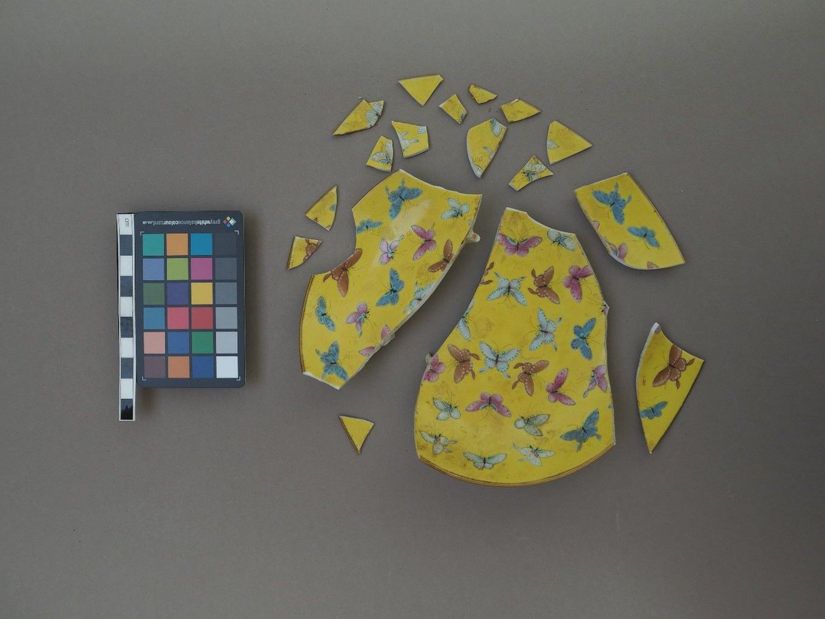 westdeancollege's tweet photo. New blog: Graduate Diploma Conservation Studies student Rose talks about the initial cleaning and bonding work involved in treating a Chinese Famillé Rose Dish. The dish is believed to have been produced between 1875-1908. https://t.co/y5R1aywbB7 #emergingconservator #ceramics https://t.co/TQwQFzIV2a