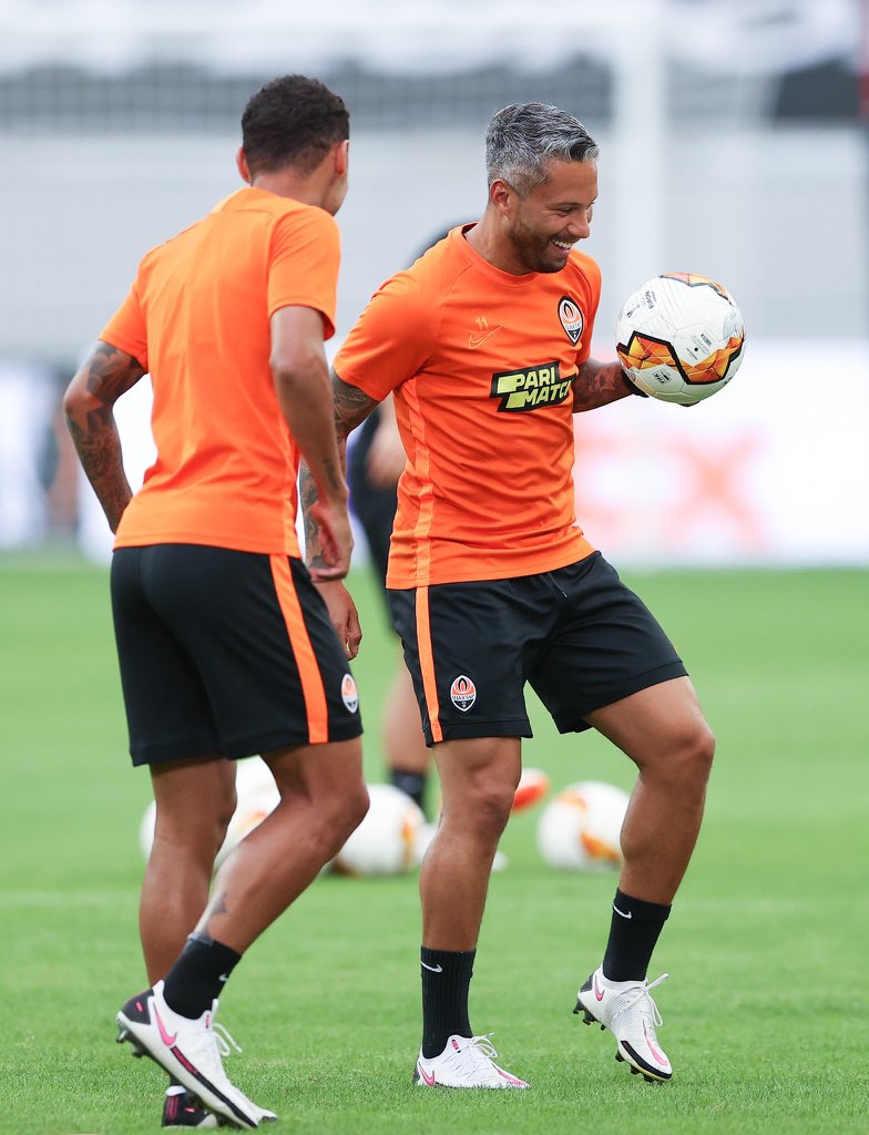 Marcos Antonio has been a revelation this season, especially post lockdown He’s the key between midfield & attack with Marlos & Taison providing technical support to Moraes - supplementing his goalscoring burdenAlan Patrick dictates the pace & tempo whilst Stepanenko enforces