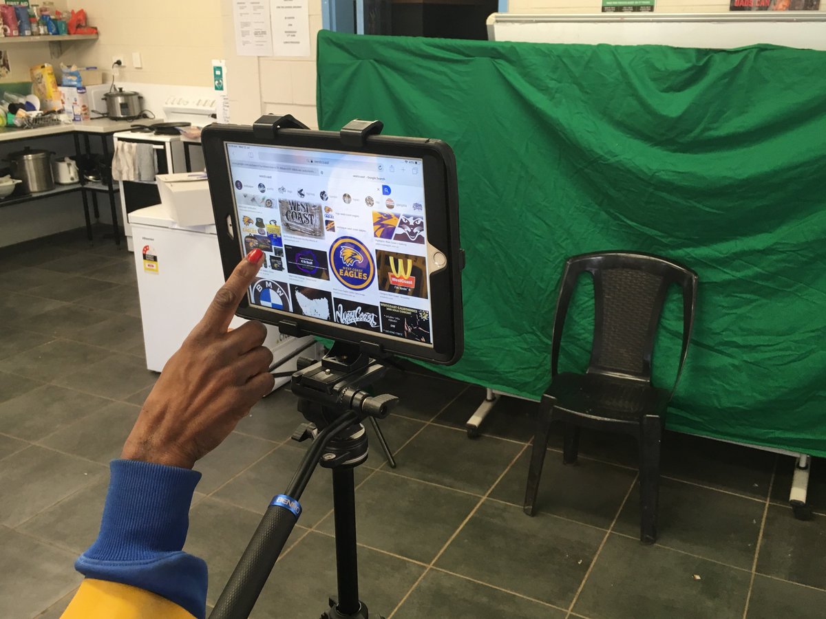 inDigiMOB Digital Access Workers and Mentors work with participants by building digital skills training into fun, participant-led activities (eg. green-screen photo shoots).
Many thanks to our partners!