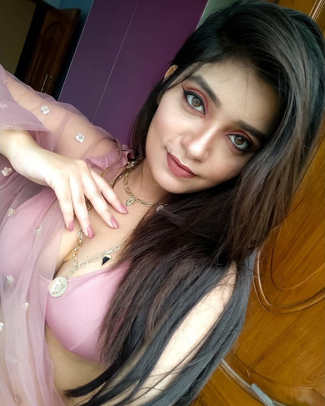 Indian sexy girl on Twitter: 