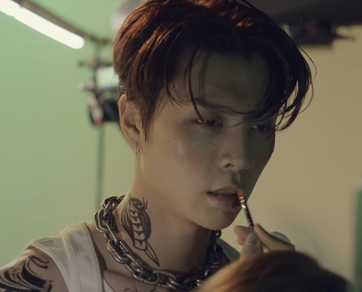 Johnny's tattoos both "fake and real" : A Thread 