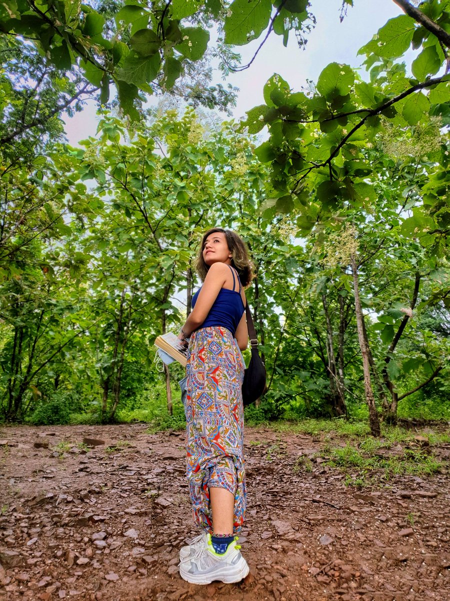 Prakriti Varshney tweet media