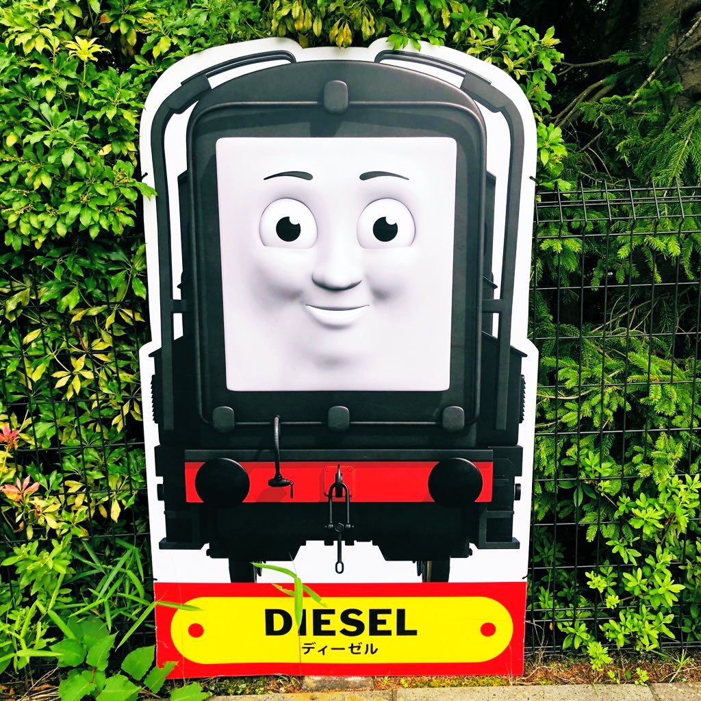 Twitter 上的 トーマスランド 公式 ディーゼル機関車集合 トーマスランド 名物 キャラクターパネル紹介 今回はディーゼル機関車パネルを集めてみたよ 蒸気機関車にも負けないぞ みんなのお気に入り機関車はいるかな きかんしゃトーマス