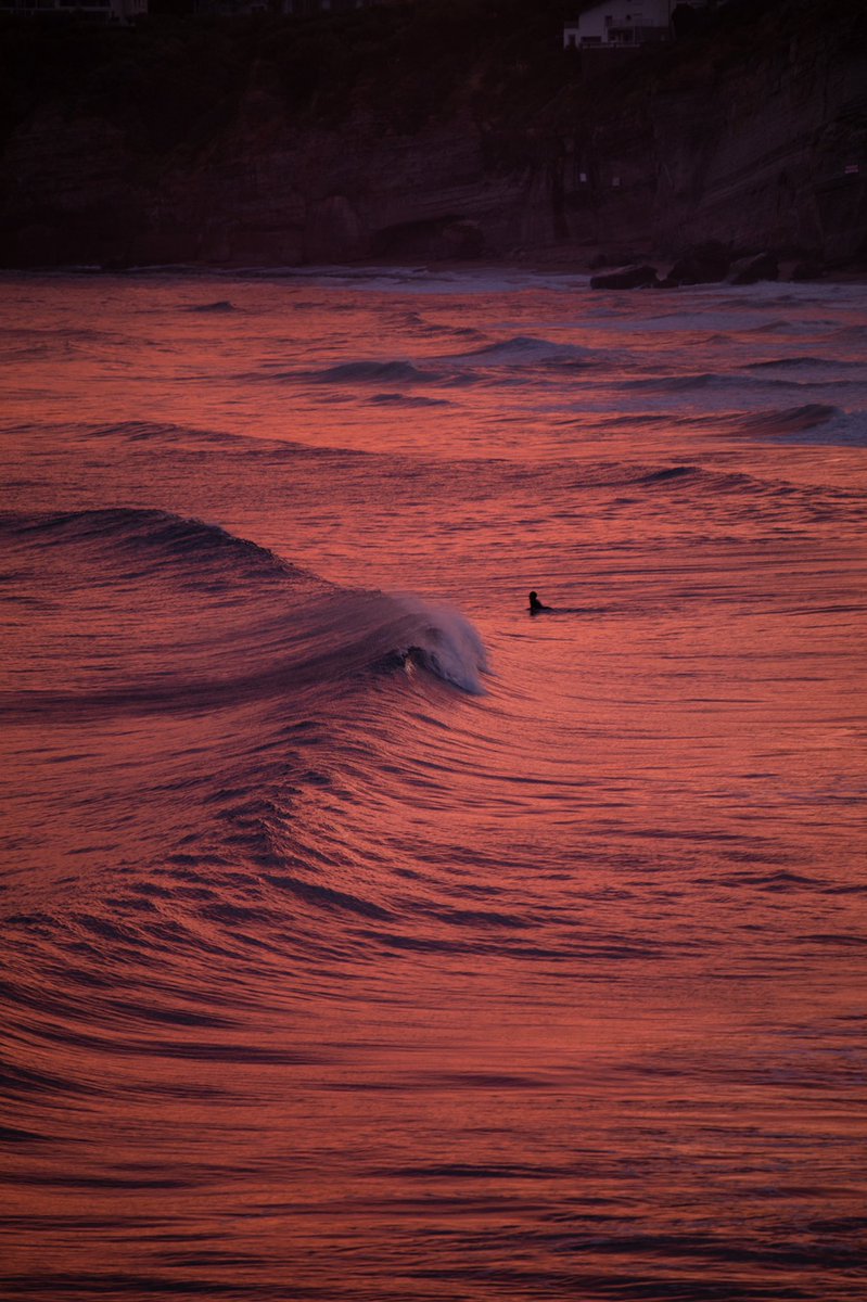 thomasdalfarra's tweet image. Une belle journée qui démarre sur la cote basque 🖤 #biarritz