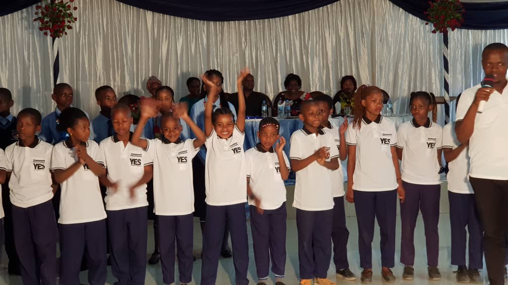 Let make them enjoy learning science by practicing. This is #YESCLUB at Arusha victory primary school where pupils were able to exhibit their science project in front the parents and guests 
#STEM 
#Projektinspire