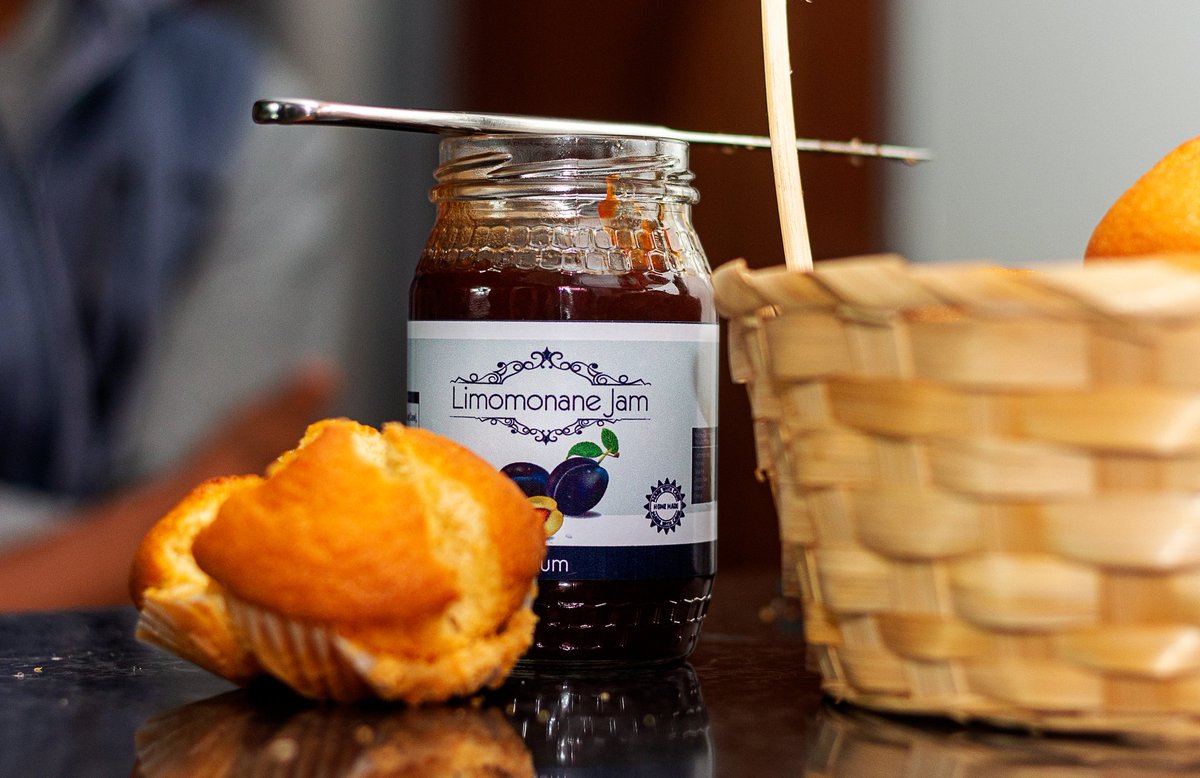 Just showing you love from our kitchen to yours ❤️#Limomonaneles #spreads #jam
