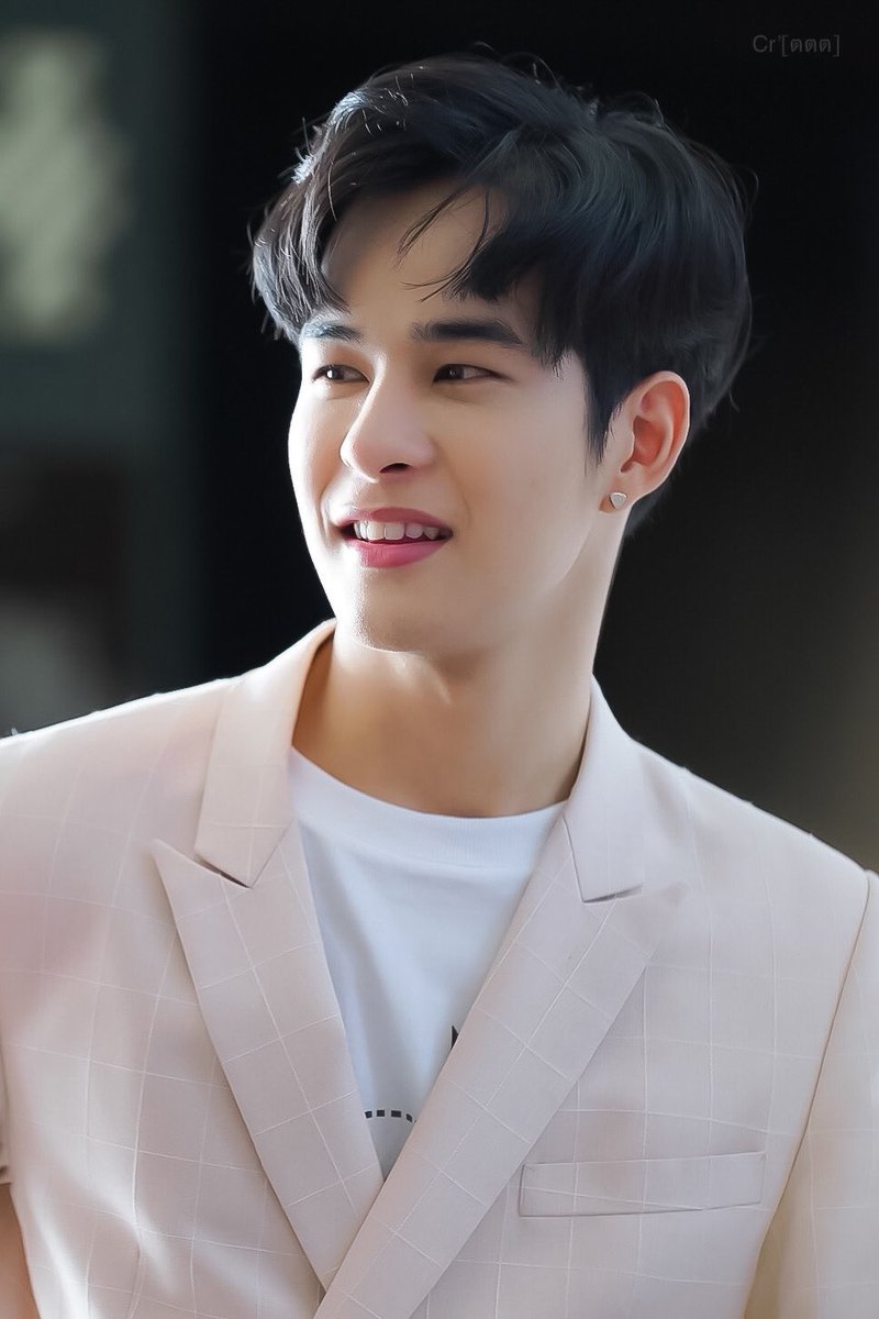 tonmammoth's tweet photo. บังเอิญ บังอร เลยมาบังเอิญ ❤️ 
.
.
.
#ArtPakpoom 
#เบบี้ฮาท https://t.co/I6kAW22qjq