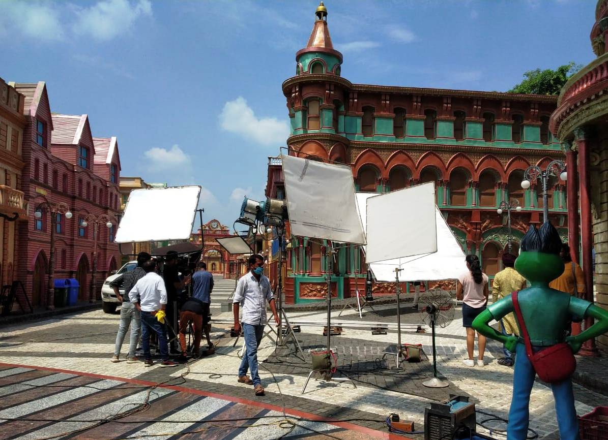shreepkp's tweet photo. If you are planning for a blockbuster film, music album, TV serial or web series, we are here to provide you the perfect filming locations. Capture beautiful international &amp; national theme based locations, from Indian Heritage to Fantasy World and a lot more under a single roof. https://t.co/P1HC1b7U6Y