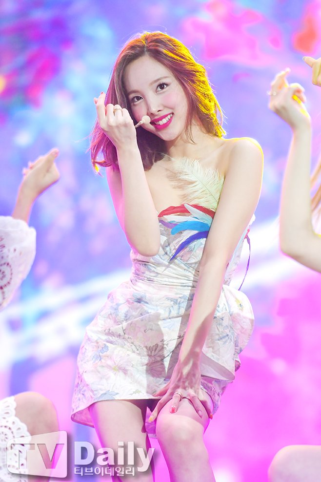 twnayeons's tweet photo. #Nayeon 소리바다 2020 https://t.co/ObiNwHiBDm