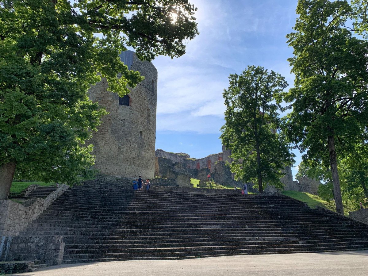 Gints_photo's tweet photo. Cēsu pils #Cēsupils #visitcēsis #cesiscastle
#photo #photography #latvia #lv #landscape #latvianature #baltic #visitlatvia #ilovelatvia #visitbaltic #latviannature #travel #nature https://t.co/PH9518Eg1v