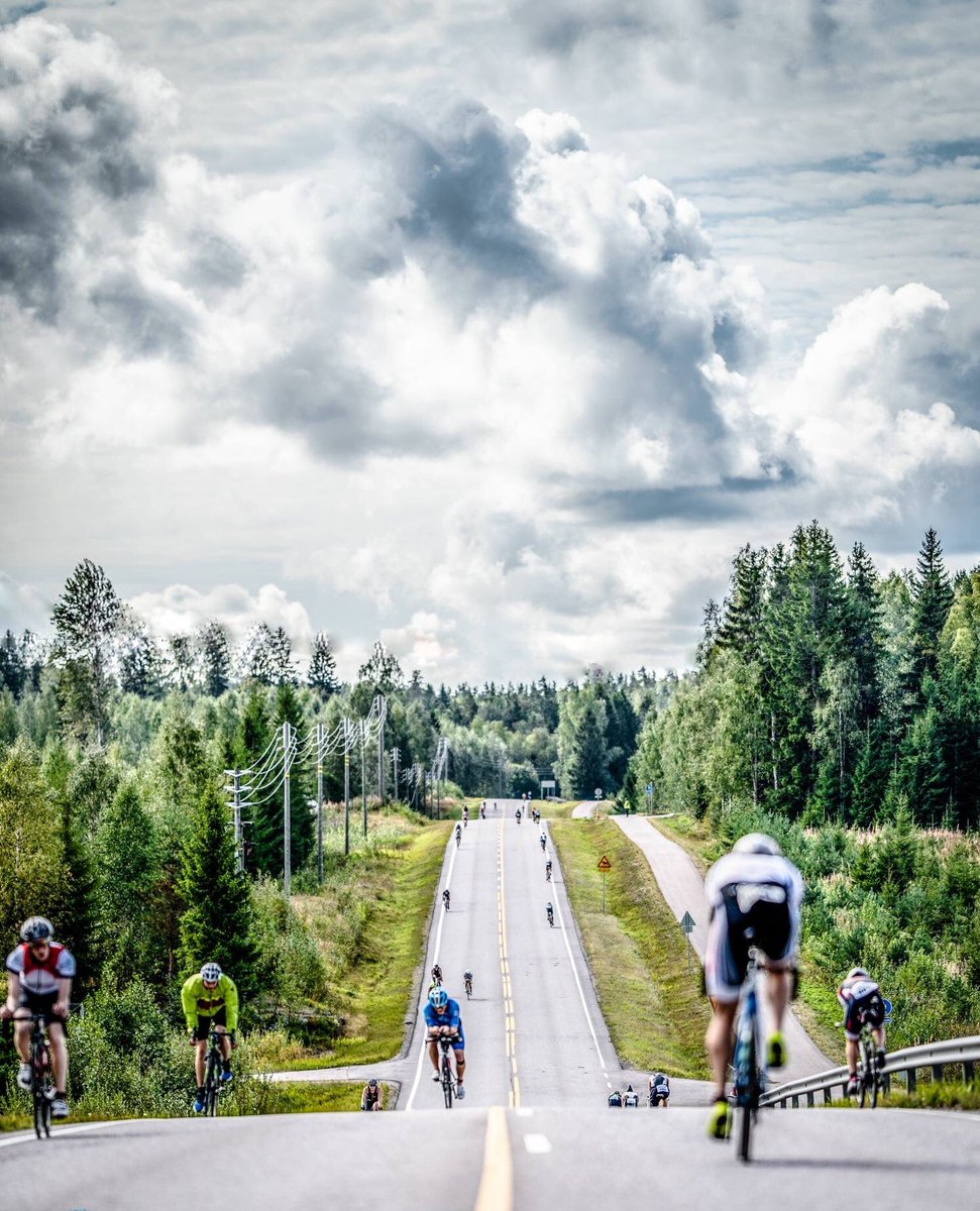 Se on kisaviikko! Sääennuste lupailee kesän parasta kisakeliä

Ilmoittautuminen päättyy tänään 17.8 klo 24 finntriathlon.fi/vierumaki. Huomioikaa myös, että osanottojen siirrot ja tietojen päivitykset on tehtävä ilmoittautumisaikana. #triathlononparastapaikanpäällä