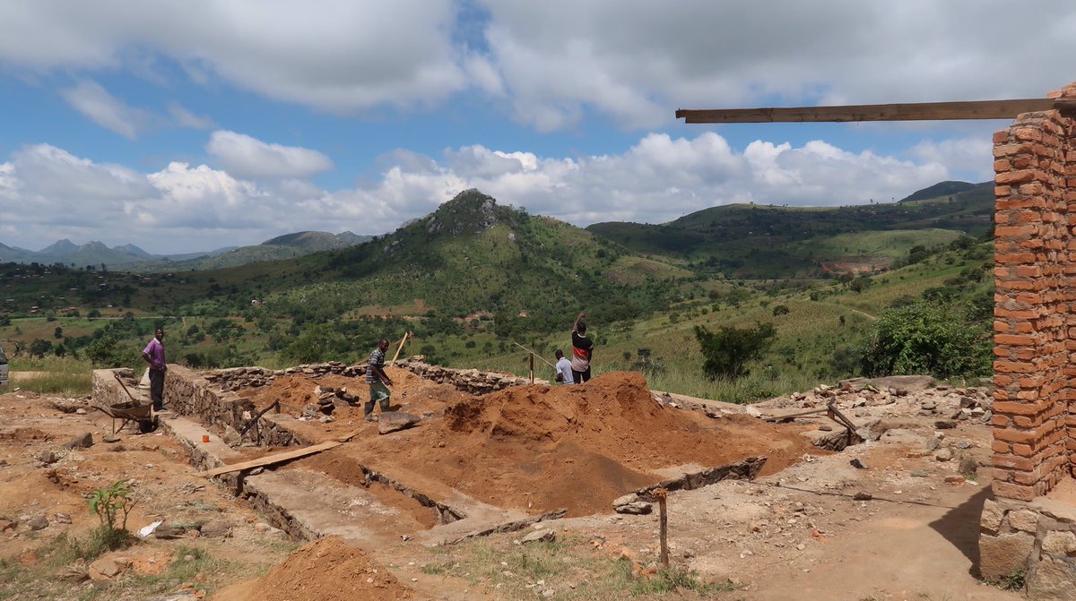 inspire_malawi's tweet photo. From nothing to something in just 8 months. 

Our first classroom block at Theke Primary School opened in November 2019. 

Building inspiration through education. ✨

#Malawi #education #charity https://t.co/4D0xWymf65