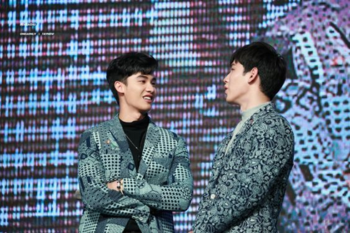 taynew in suits or in this case matching suits ~ a thread