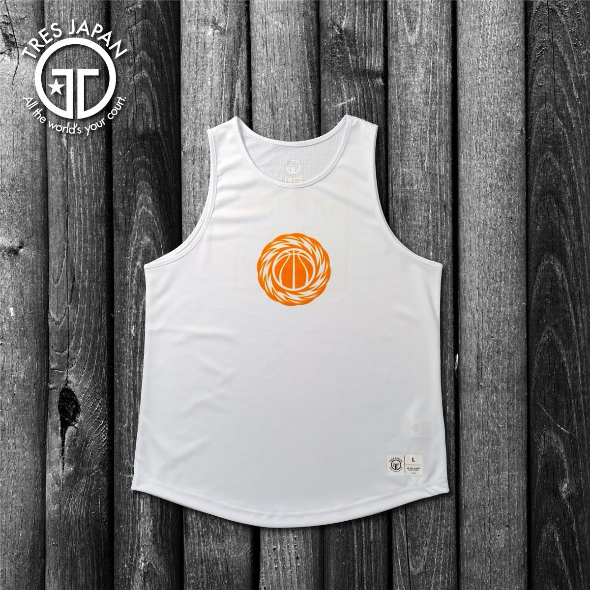 Shonan_Suns's tweet photo. サプライヤーのTRESさんより、オリジナルTシャツとタンクトップを発売！
HeiQ素材を使用したスポーツにぴったりのSUNSモデル！
売上の一部は湘南の海を綺麗にする"かながわ海岸美化財団"へ寄付されます。

▼購入はこちらから https://t.co/hbZmmCPpkZ

数量限定！！ご購入はお早めに☻

#shonansuns https://t.co/Kibhn1XnDR