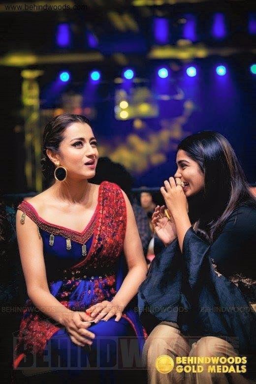 EfmvNdyU0AUWpVk?format=jpg&name=900x900