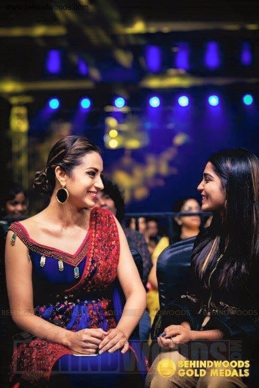 EfmvPWeVAAI5KgX?format=jpg&name=900x900